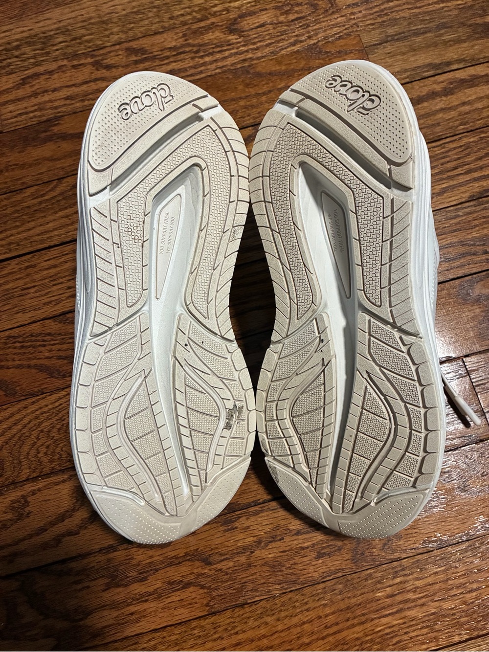 Women’s Clove Forte Nursing Shoes Brilliant White - Picture 9 of 11